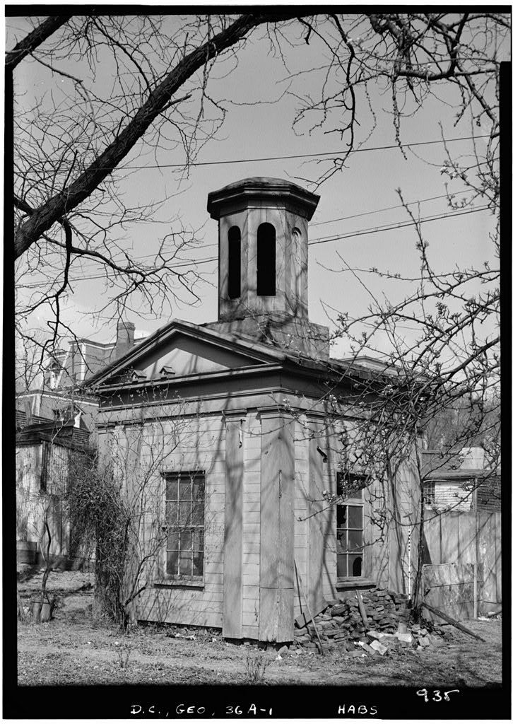 Gazebo at Barber-Caperton House